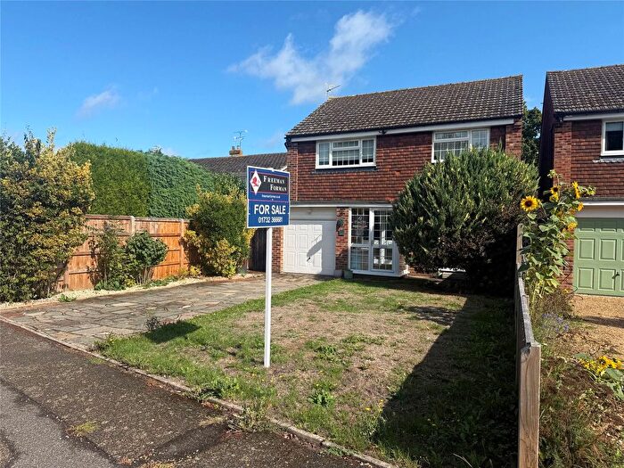 4 Bedroom Detached House For Sale In Cranford Road, Tonbridge, Kent, TN10