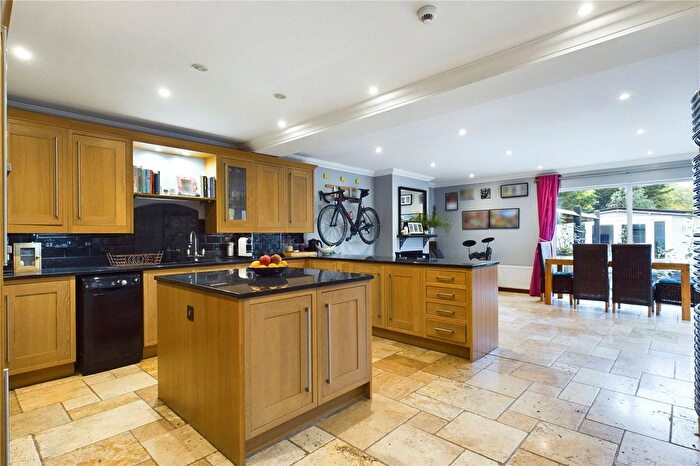 5 Bedroom Detached House For Sale In Wigmore Lane, Theale, Reading, Berkshire, RG7
