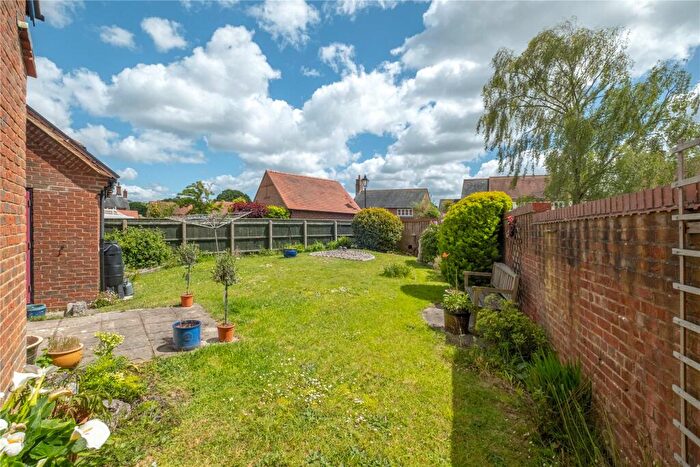 4 Bedroom Detached House For Sale In Stoborough, Wareham, BH20 - Photo 10