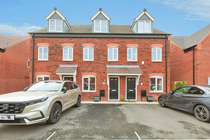 3 Bedroom Terraced House For Sale In Portchester Drive, Boulton Moor, Derby, DE24