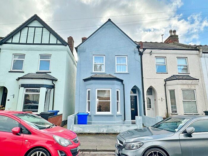 2 Bedroom Semi Detached House To Rent In Lisburn Road, Newmarket, CB8