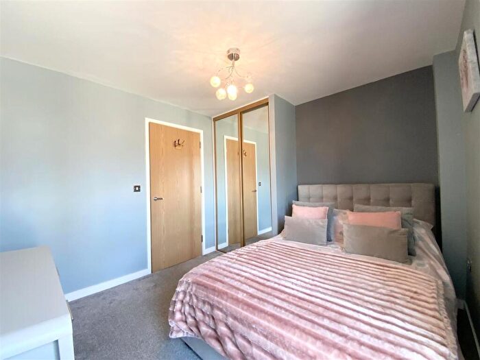 2 Bedroom Apartment To Rent In Quayside, Cardiff Bay, CF10