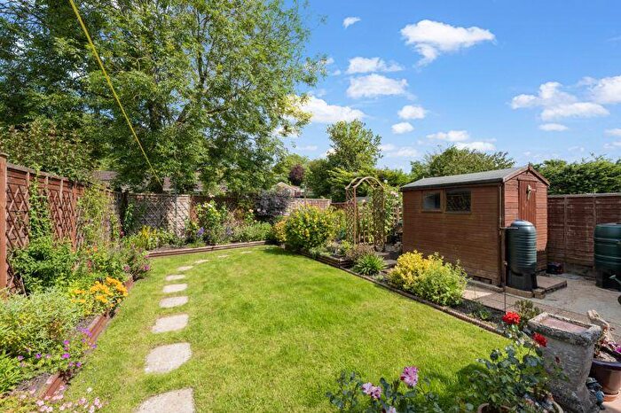 3 Bedroom Detached House For Sale In Milton Road, Milborne St Andrew, DT11