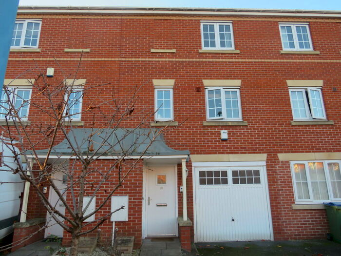 3 Bedroom House To Rent In Callaghan Drive, Tividale, Oldbury, B69