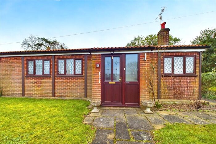 2 Bedroom Bungalow For Sale In Cottington Close, Kingsclere, Newbury, Hampshire, RG20