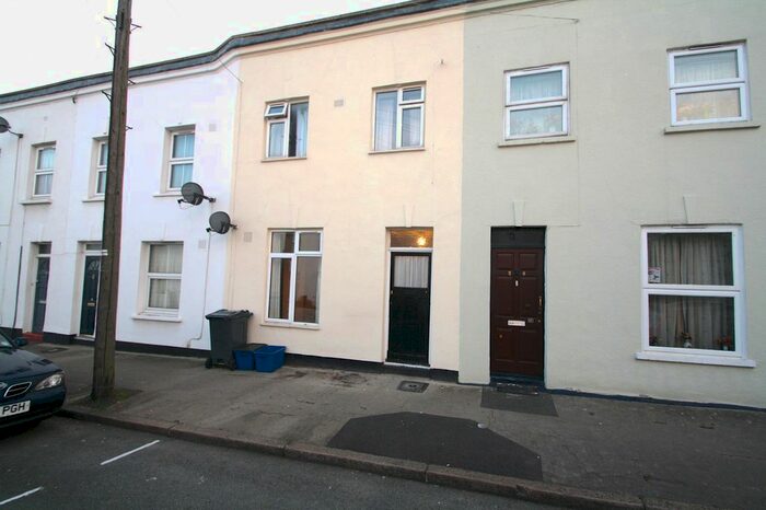 2 Bedroom Terraced House To Rent In Sidney Road, South Norwood, London SE25