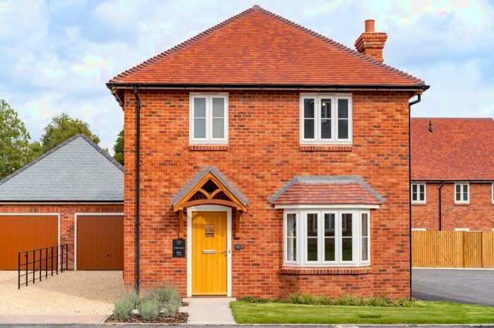 3 Bedroom Detached House For Sale In Pimperne, DT11