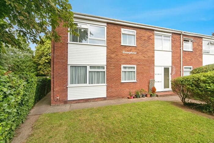 2 Bedroom Flat For Sale In Llandudno Road, Rhos On Sea, Colwyn Bay, Conwy, LL28