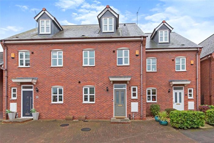 4 Bedroom Town House For Sale In Golden Hill, Weston, Crewe, Cheshire, CW2