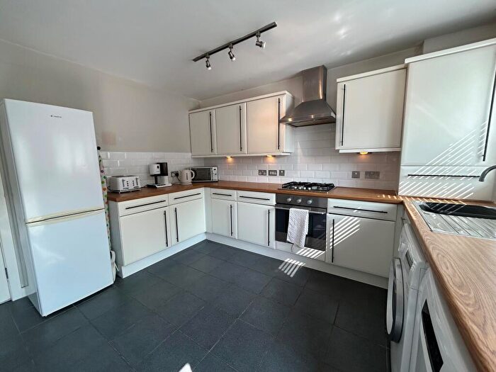 3 Bedroom Property To Rent In Timberland Close, L25
