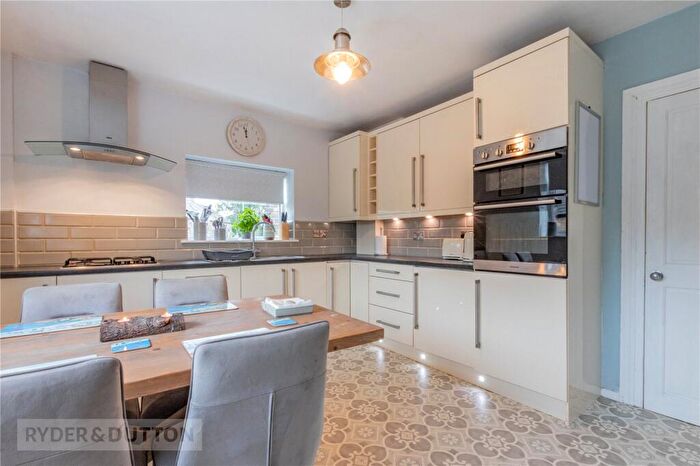 3 Bedroom Semi-Detached House For Sale In Moor Crescent, Diggle, Saddleworth, OL3