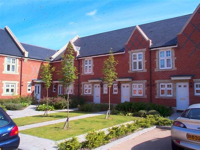 2 Bedroom Mews To Rent In Central Billericay, CM11