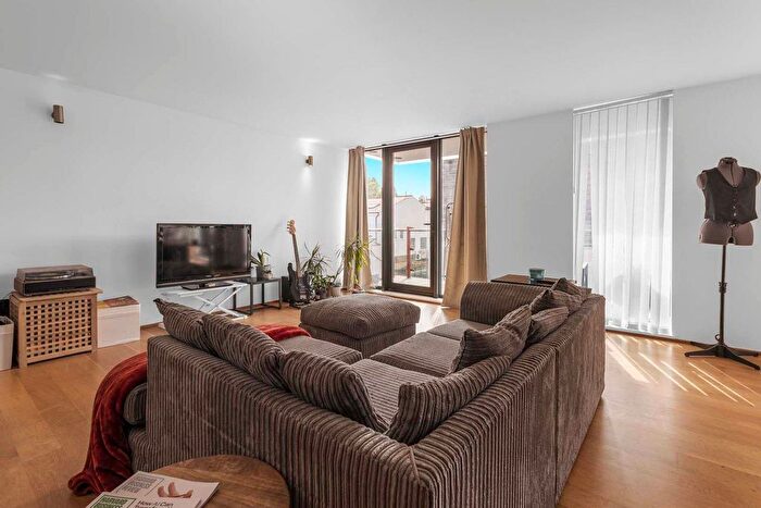 2 Bedroom Flat For Sale In The Ink Building, Barlby Road, London, W10