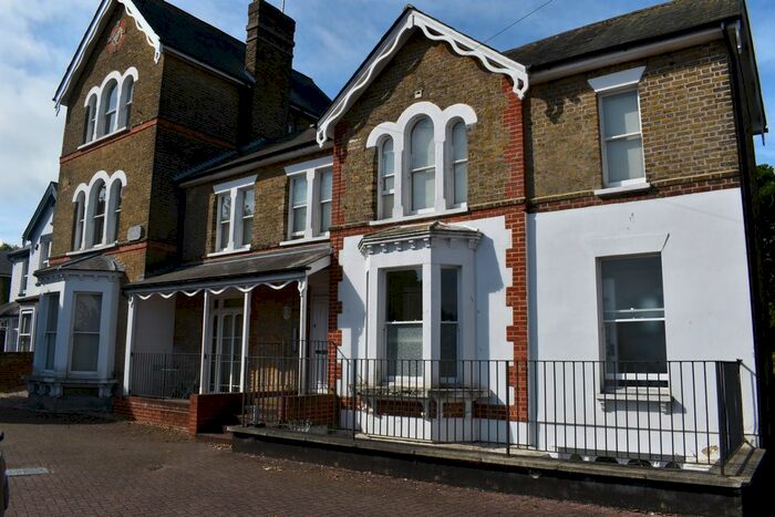 1 Bedroom Flat To Rent In St Peters Road, Broadstairs, CT10