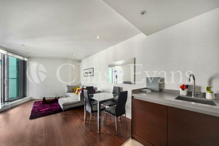 1 Bedroom Flat To Rent In Baltimore Wharf, Canary Wharf, London, E14