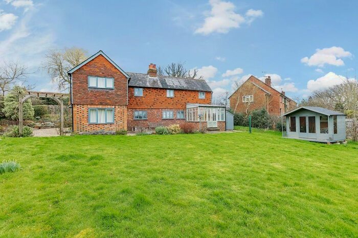 4 Bedroom Detached House To Rent In Mount Pleasant Road, Weald, Sevenoaks, TN14