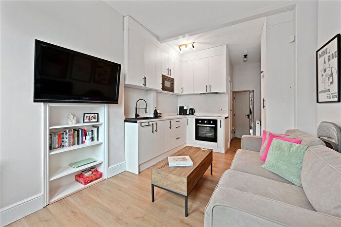 1 Bedroom Flat For Sale In Chapter Road, London, NW2
