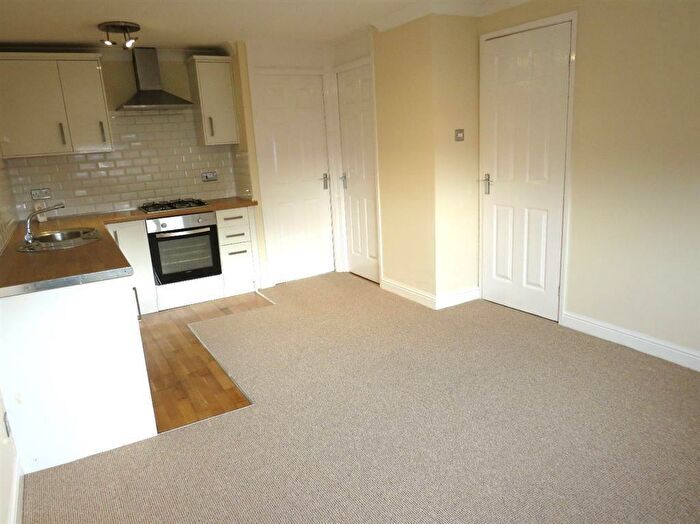 1 Bedroom Flat To Rent In Britannia Drive, Stretton, Burton-On-Trent, DE13
