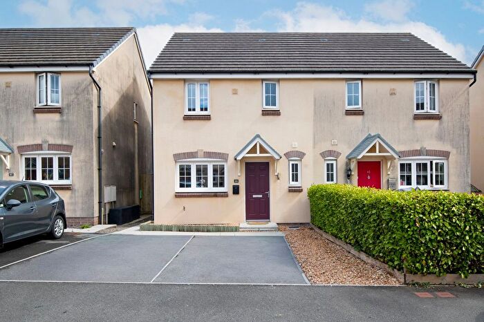 3 Bedroom Semi-Detached House For Sale In Castleton Grove, Haverfordwest, SA62