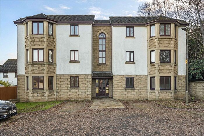 2 Bedroom Flat For Sale In / Gogarloch Syke, South Gyle, Edinburgh, EH12