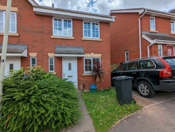 2 Bedroom Terraced House To Rent In Eastfield Mews, Gloucester, GL4