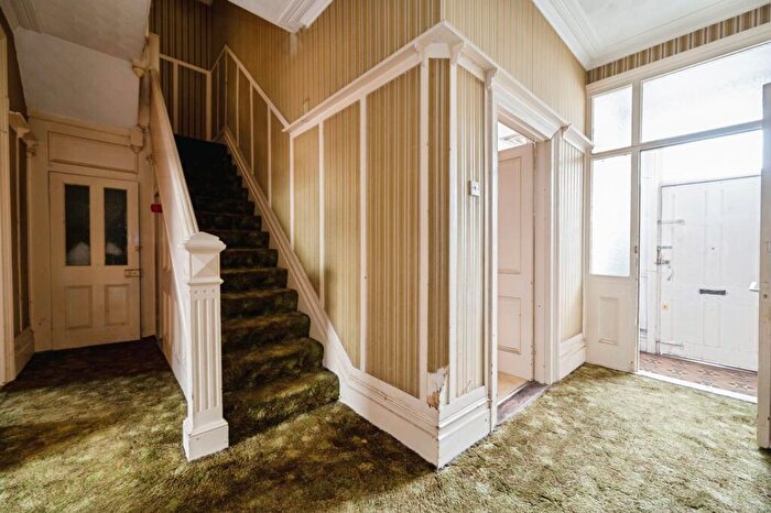 5 Bedroom Terraced House For Sale In Victoria Road North, Southsea, Hampshire, PO5