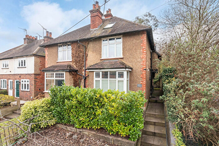 4 Bedroom Semi-Detached House To Rent In Vincent Lane, Dorking, RH4