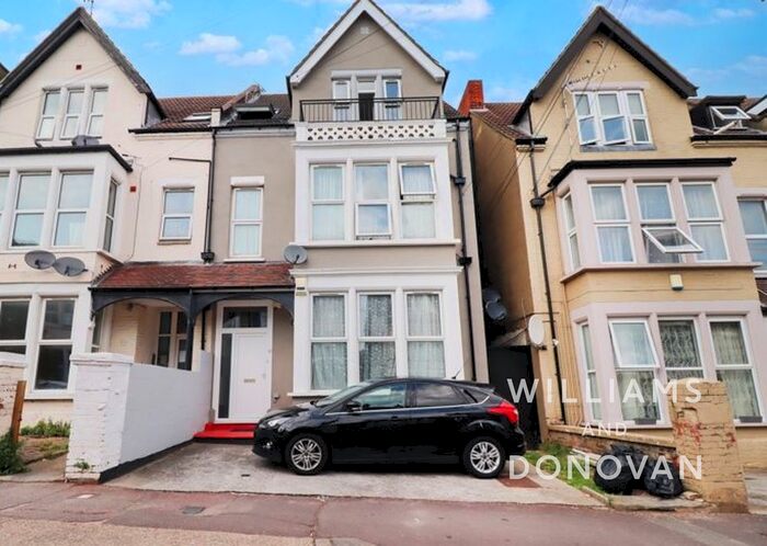 1 Bedroom Property To Rent In York Road, Southend-On-Sea, SS1