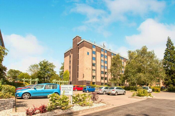 Studio To Rent In Mayflower House, Manhattan Drive, CB4