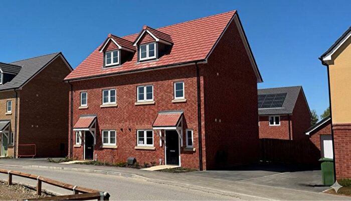 3 Bedroom Maisonette For Sale In Buckenham Road, Attleborough, NR17