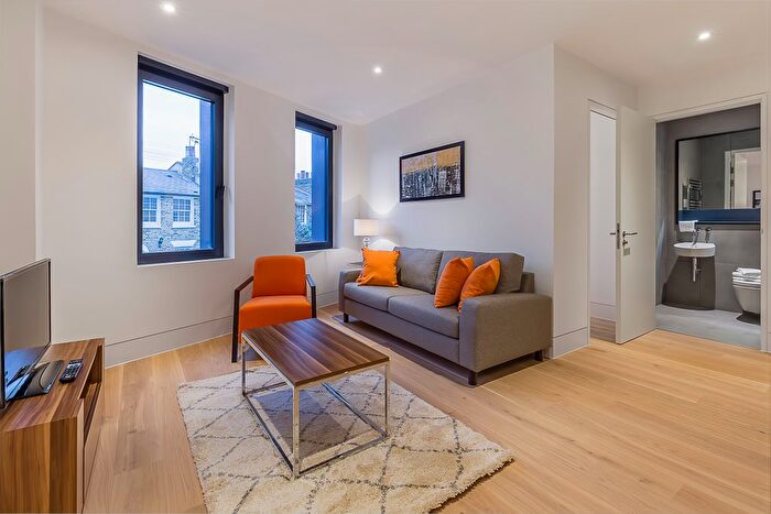 1 Bedroom Flat To Rent In Fulham High Street, London, SW6