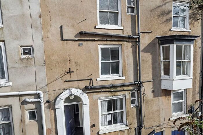 13 Bedroom Terraced House For Sale In Blands Cliff, Scarborough, North Yorkshire, YO11