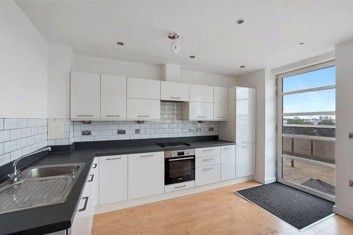 1 Bedroom Flat To Rent In High Street, London, E15