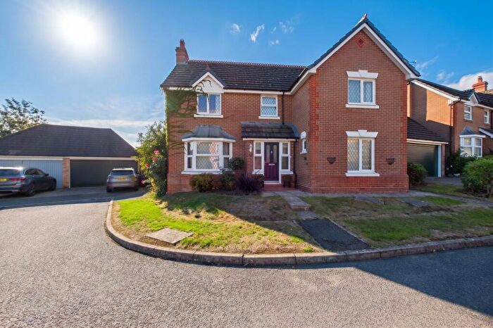 4 Bedroom Detached House For Sale In Jones Close, Brackley, NN13