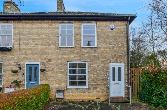 2 Bedroom End Of Terrace House To Rent In Hobart Road, Cambridge, CB1