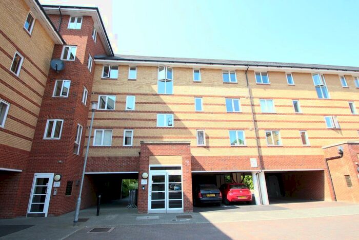 2 Bedroom Apartment To Rent In Scotney Gardens, ME16