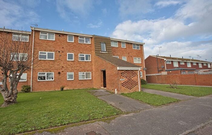 2 Bedroom Flat To Rent In Eynsford Close, Palm Bay, Margate, CT9