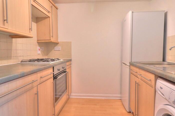 2 Bedroom Flat For Sale In Couper Street, Glasgow, G4