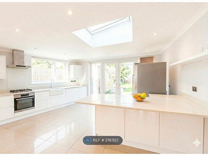 3 Bedroom Semi-Detached House To Rent In Oakhampton Road, London, NW7