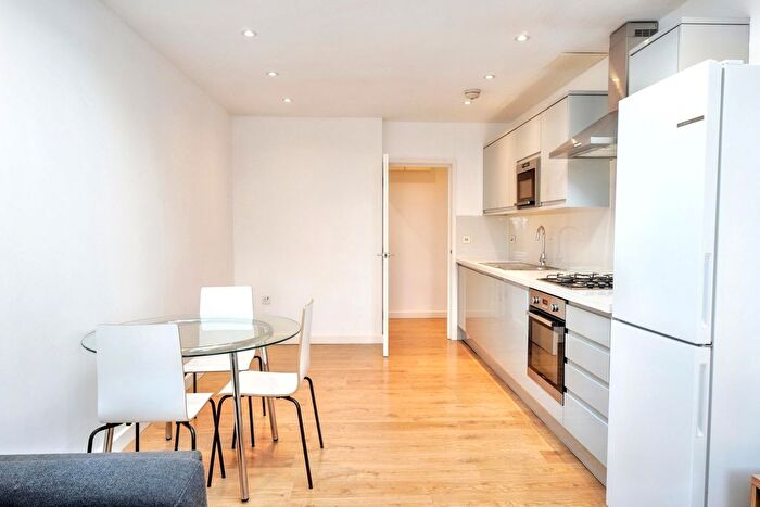 2 Bedroom Flat To Rent In Audley Road, London, NW4