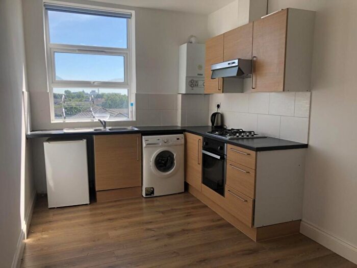 1 Bedroom Flat To Rent In Beverley Road, Hull, HU3