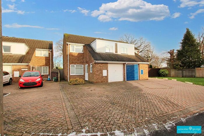 3 Bedroom Semi-Detached House To Rent In Ashwood Close, Tilehurst, Reading, RG31