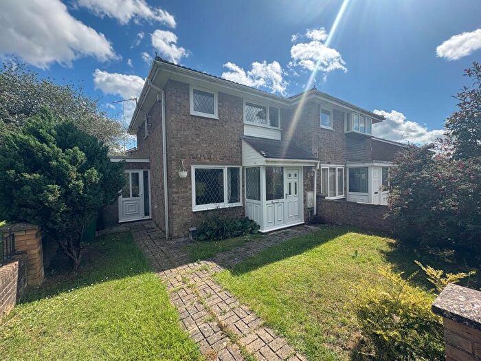 3 Bedroom Terraced House To Rent In Tavern Walk, Corby, NN18
