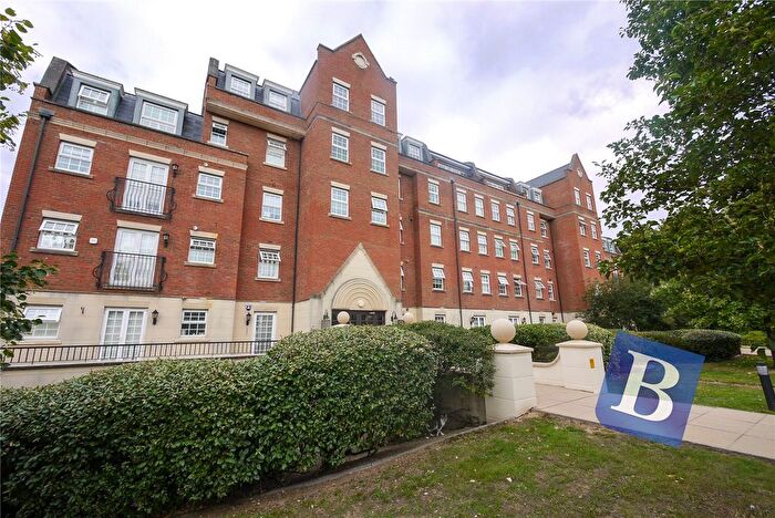 2 Bedroom Flat To Rent In Rudyard Court, Kipling Close, Brentwood, CM14