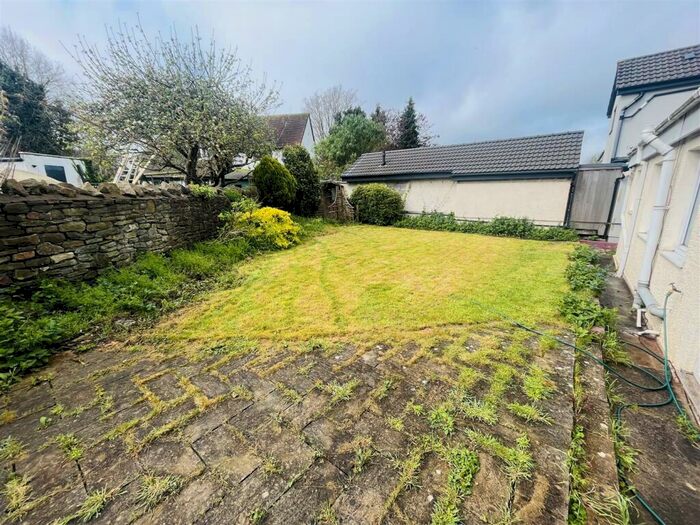 3 Bedroom Detached Bungalow To Rent In B Glenwood Road, Henleaze, Bristol, PC00