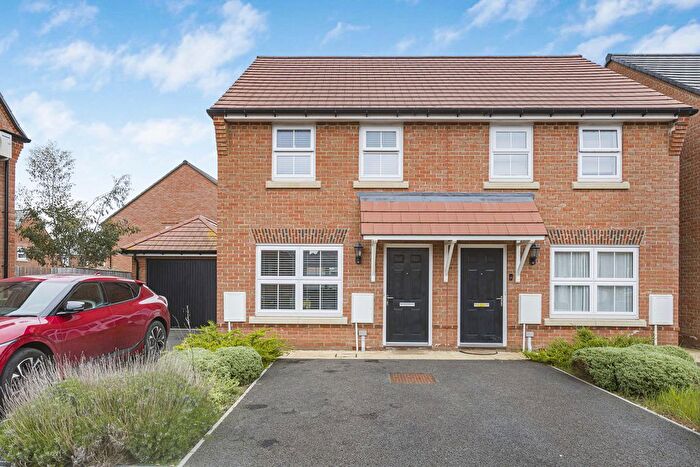 2 Bedroom Semi-Detached House For Sale In Collingbourn Road, Wantage, OX12