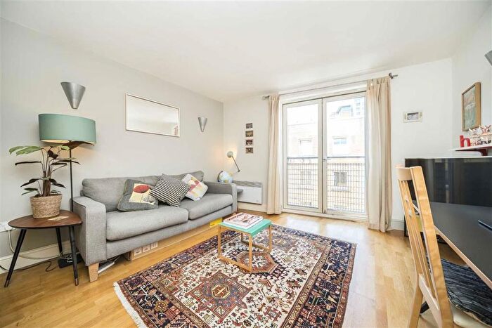 1 Bedroom Flat For Sale In Plumbers Row, Aldgate East, E1