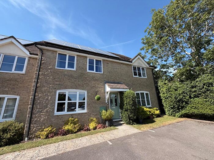 1 Bedroom Flat To Rent In Five Trees Close, Tetbury, Gloucestershire, GL8