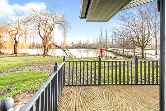 2 Bedroom Detached House For Sale In Kingfisher Meadow, Billing Aquadrome, Northampton, NN3
