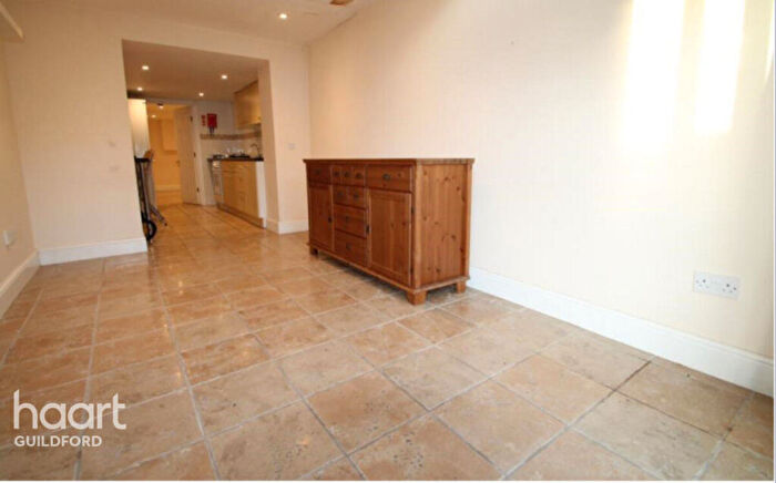 1 Bedroom Flat To Rent In Farnham Road, Guildford, GU2